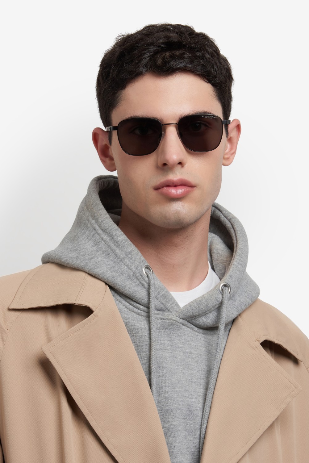 Sunglasses Tommy Hilfiger Th 2138/S 207448 003 M9 color matte black shape rectangle lenses grey polarized