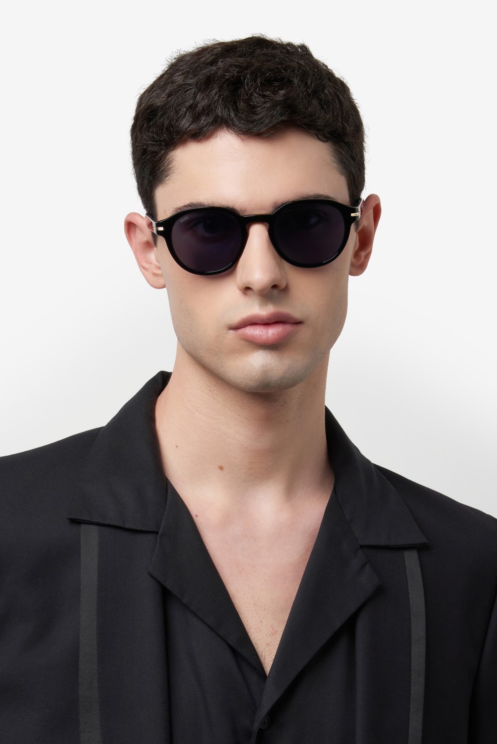 Occhiali da sole Hugo Boss 1721/S 207548 807 KU colore black forma rettangolare lenti blue