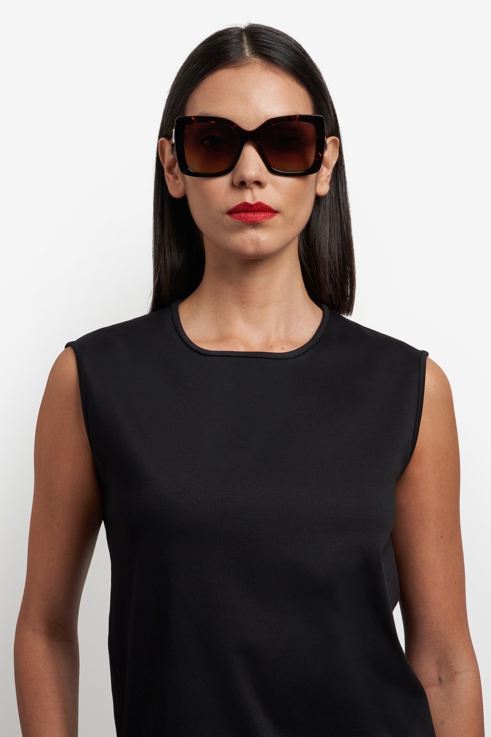 Occhiali da sole Carolina Herrera Her 0258/G 207643 086 HA colore havana forma quadrato lenti brown shaded