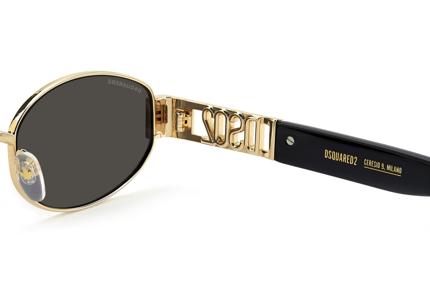 Occhiali da sole Dsquared2 D2 0155/S 207898 000 IR colore rose gold forma ovale lenti grey