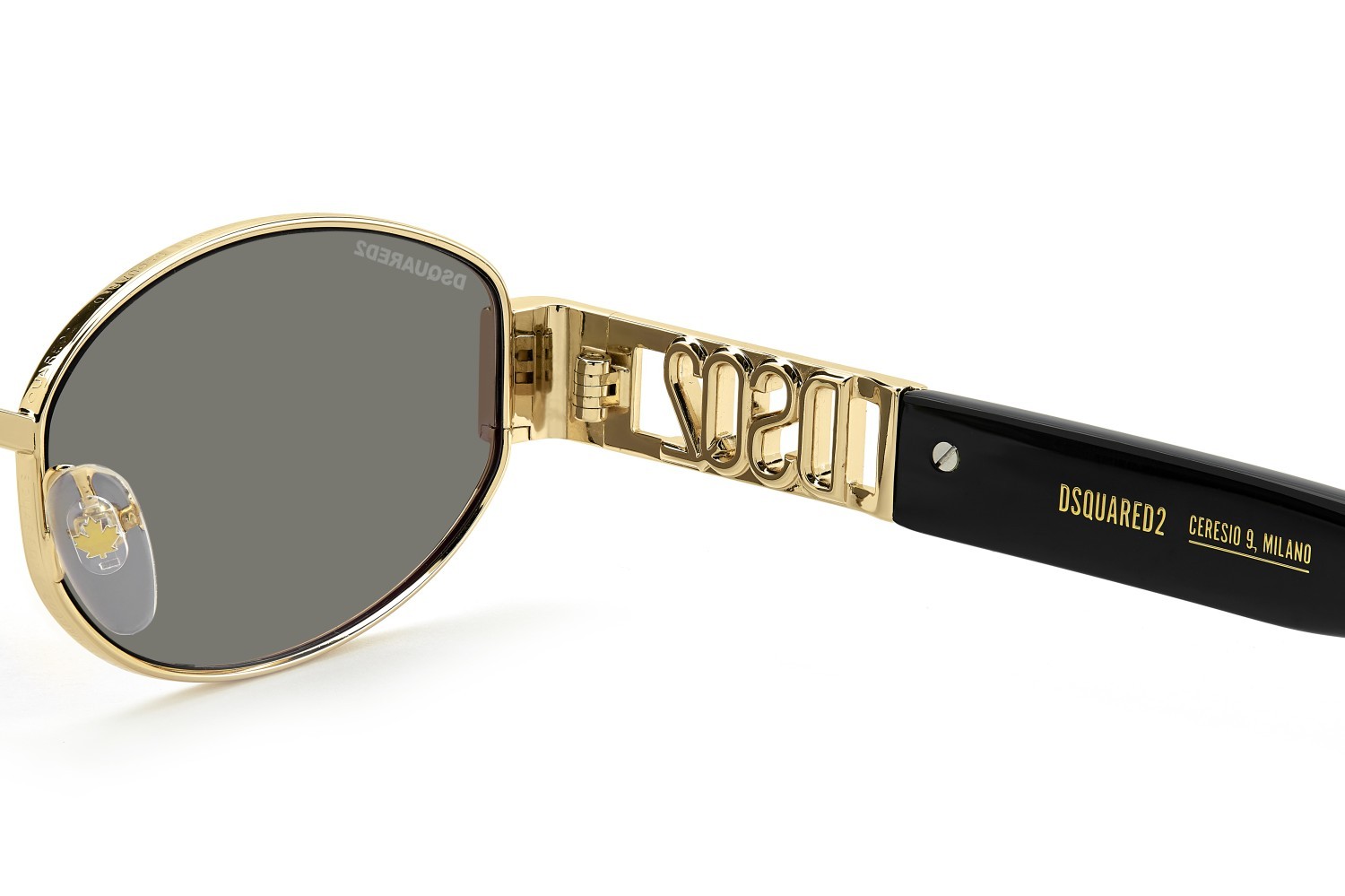 Occhiali da sole Dsquared2 D2 0155/S 207911 000 JO colore rose gold forma ovale lenti grey bronze mirror