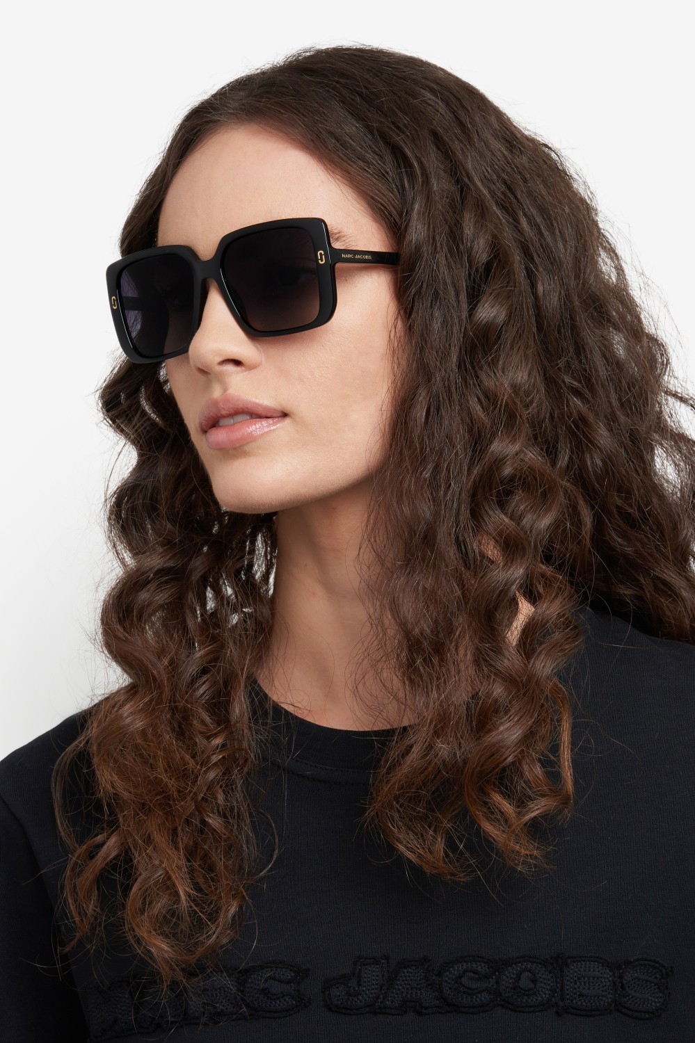 Occhiali da sole Marc Jacobs Mj 1121/S 207925 807 9O colore black forma quadrato lenti dark grey shaded