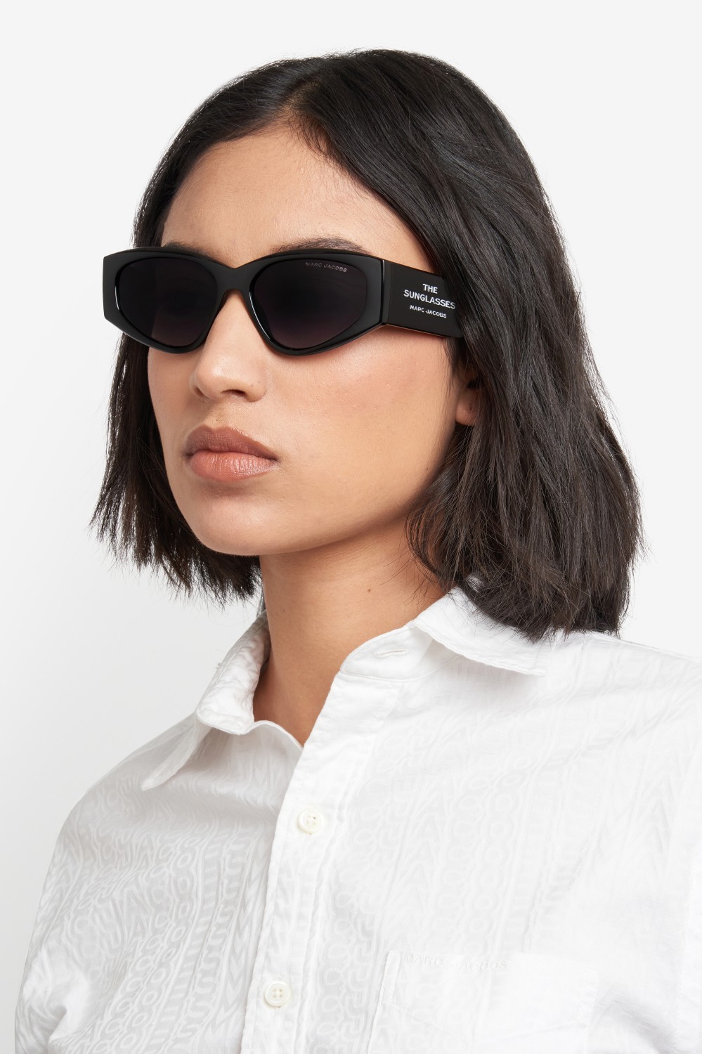 Occhiali da sole Marc Jacobs 803/S 207930 807 9O colore black forma cat eye lenti dark grey shaded