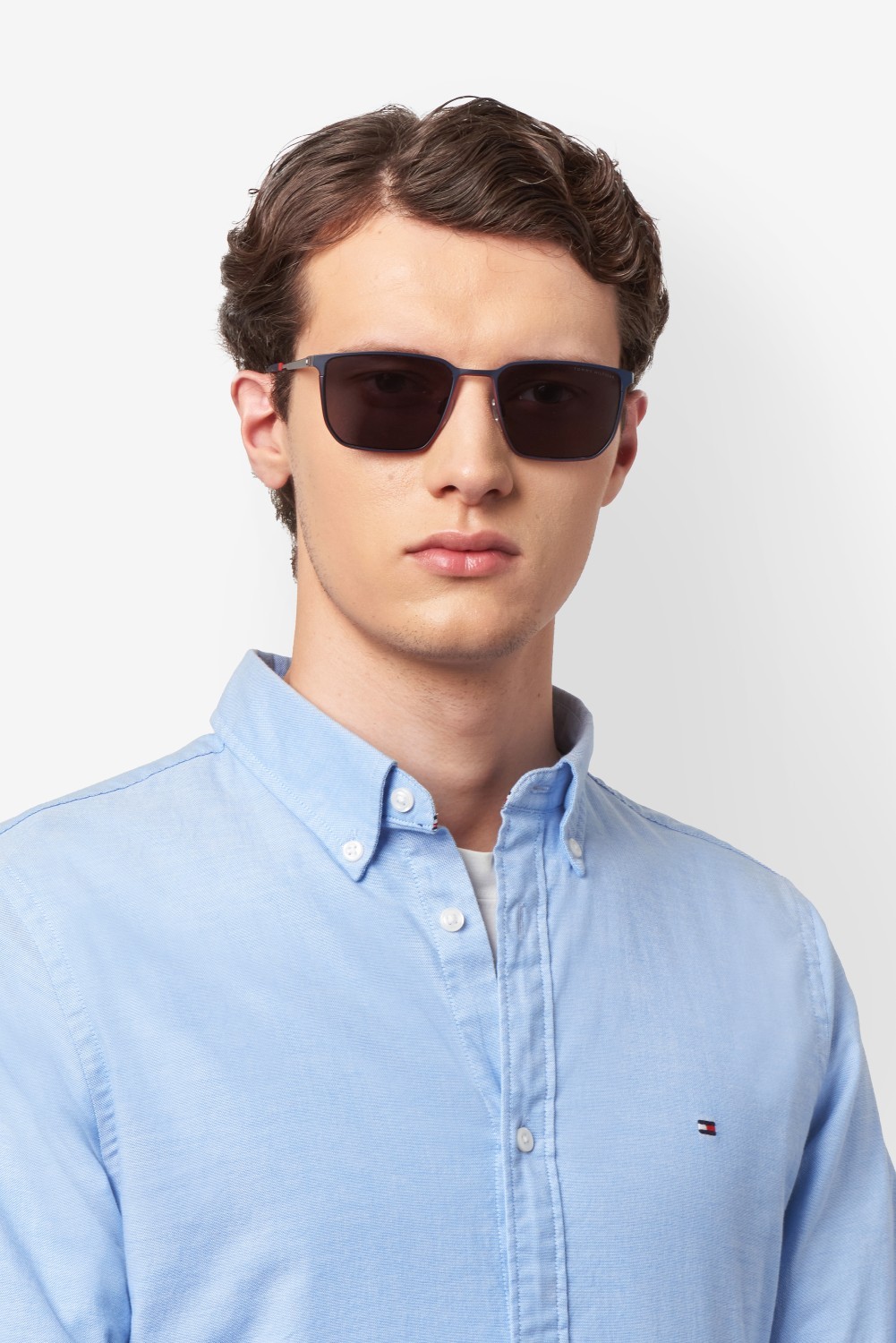 Occhiali da sole Tommy Hilfiger Th 2272/S 208271 WIR IR colore matte blue red forma quadrato lenti grey
