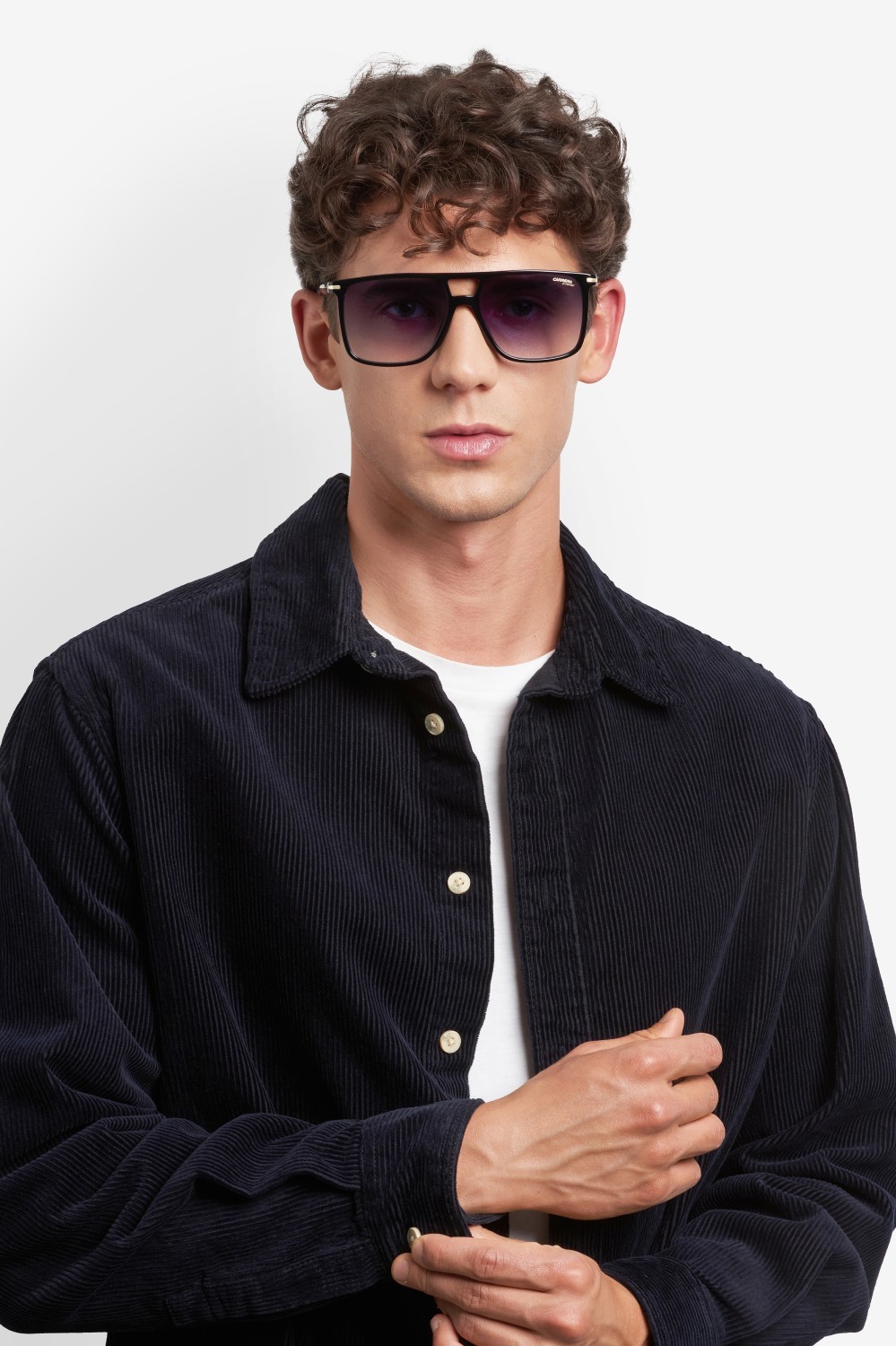 Occhiali da sole Carrera 366/S 208372 OIT 08 colore black red forma navigator lenti dk blue shaded
