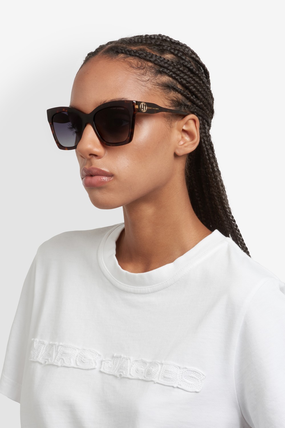 Occhiali da sole Marc Jacobs 853/S 208416 XLT 9O colore havana beige forma cat eye lenti dark grey shaded