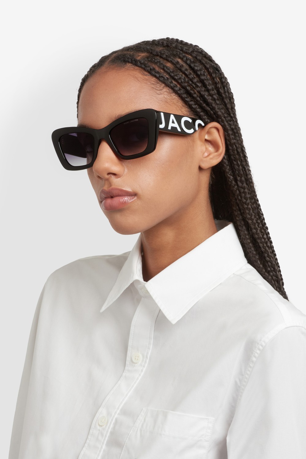 Sunglasses Marc Jacobs 864/S 208420 80S 9O color black white shape cat eye lenses dark grey shaded