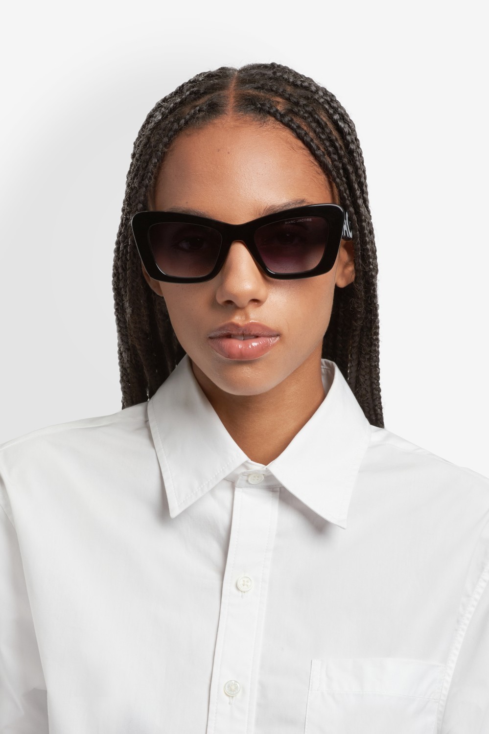 Sunglasses Marc Jacobs 864/S 208420 80S 9O color black white shape cat eye lenses dark grey shaded