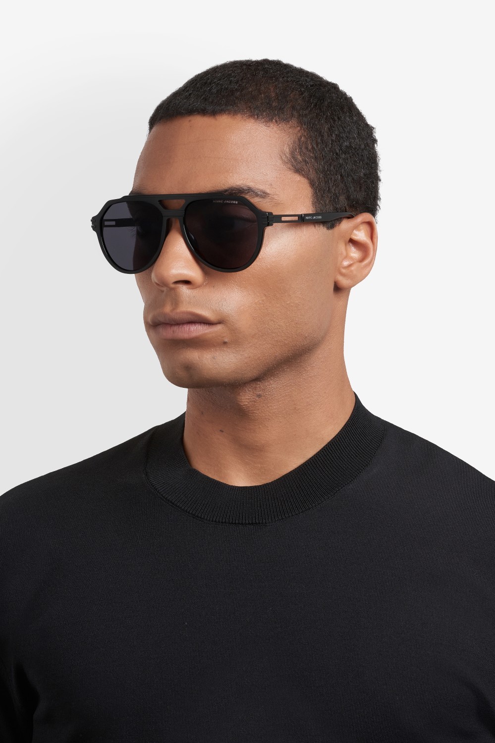 Sunglasses Marc Jacobs 876/S 208422 807 IR color black shape aviator lenses grey