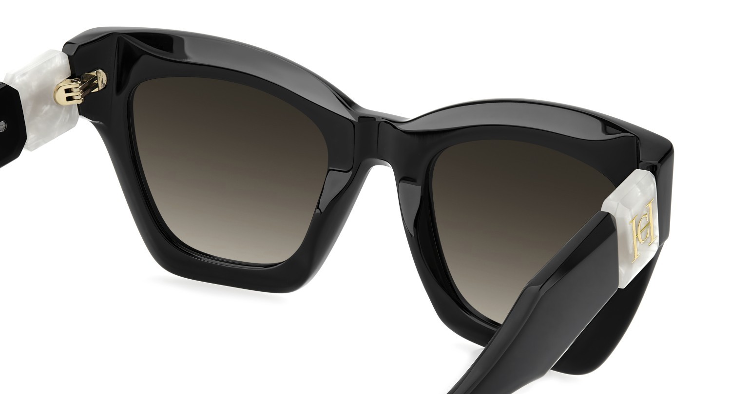 Sunglasses Carolina Herrera Her 0327/S 208423 GBY HA color black marble shape cat eye lenses brown shaded