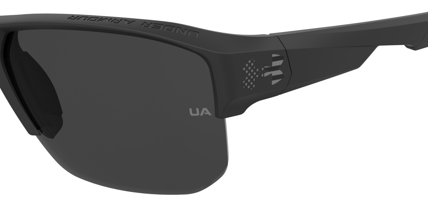 Sunglasses Under Armour Uafanaticaltl/G 208516 003 M9 color matte black shape rectangle lenses grey polarized