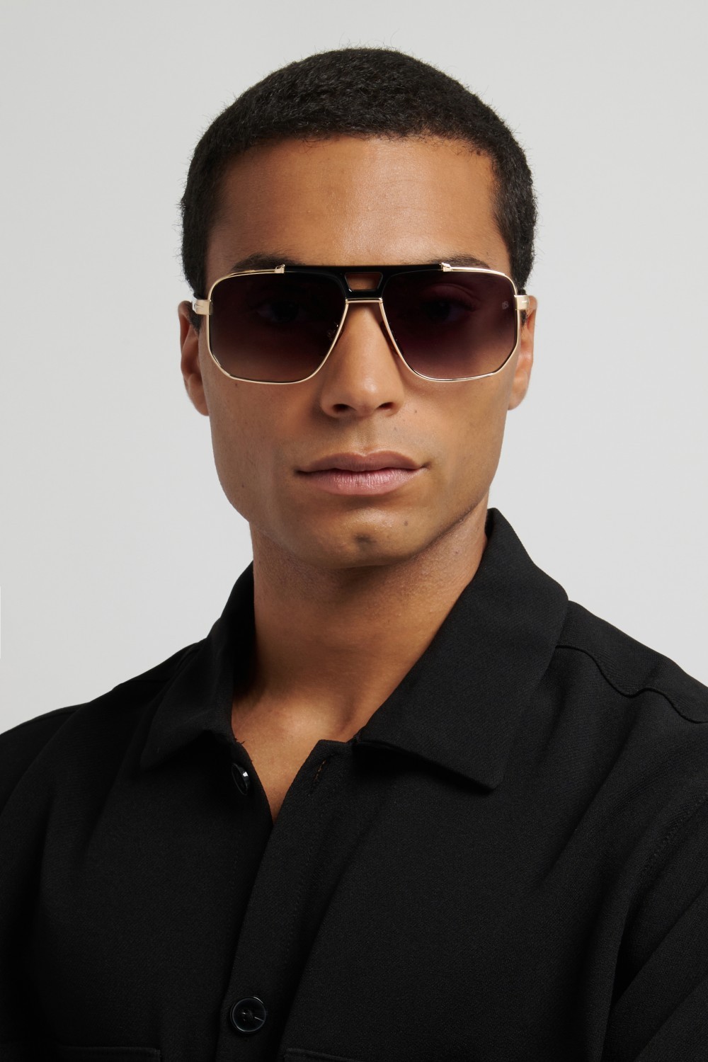 Sunglasses David Beckham Db 7157/S 208545 RHL 9O color gold black 2 shape square lenses dark grey shaded