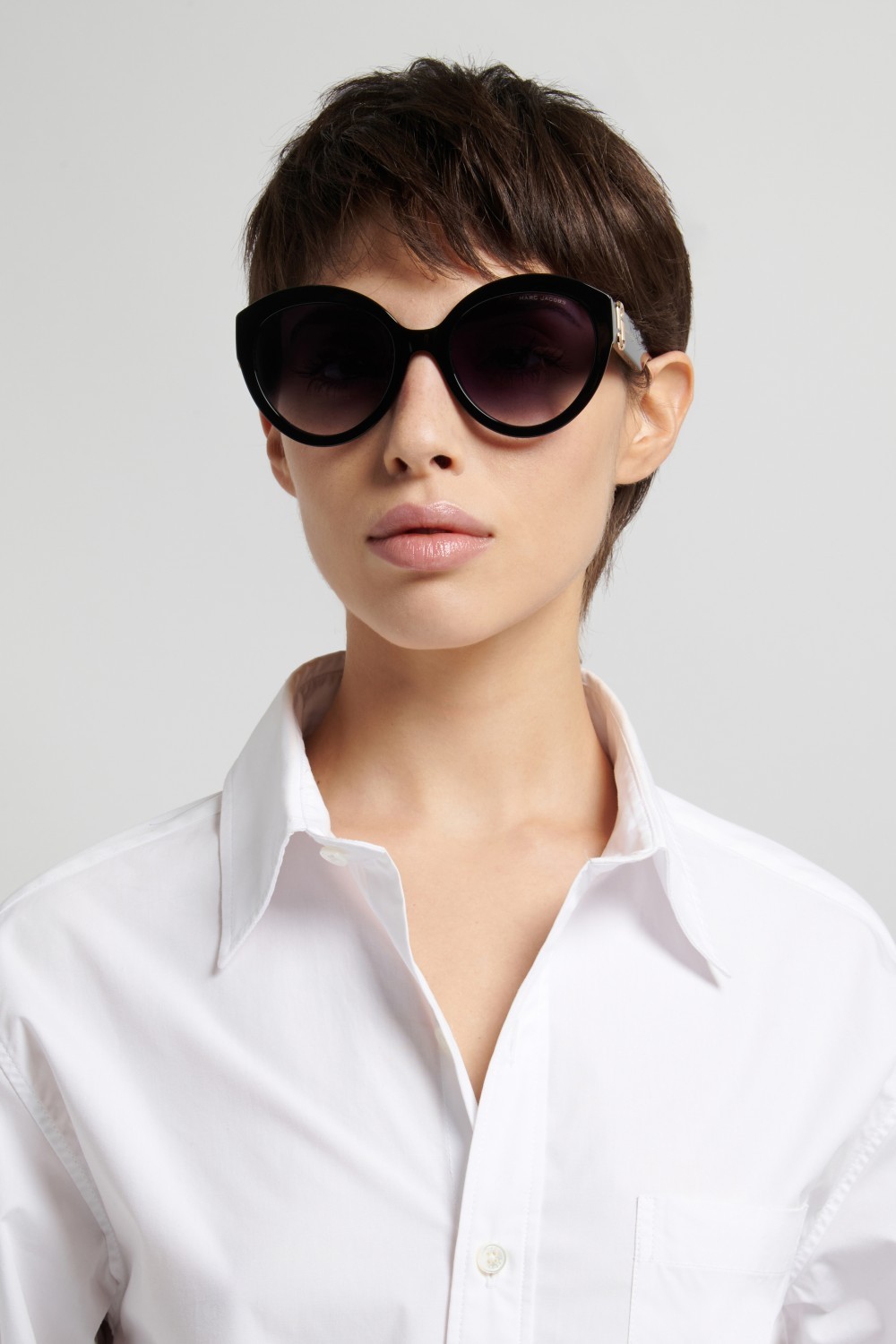 Occhiali da sole Marc Jacobs 882/S 208637 807 9O colore black forma cat eye lenti dark grey shaded