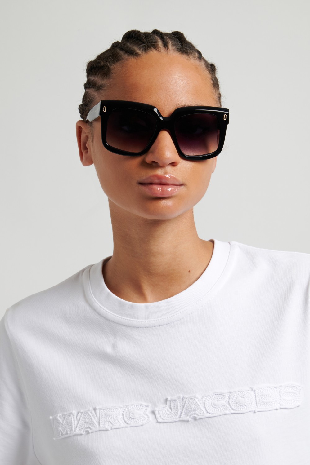 Occhiali da sole Marc Jacobs Mj 1135/S 208647 807 9O colore black forma quadrato lenti dark grey shaded