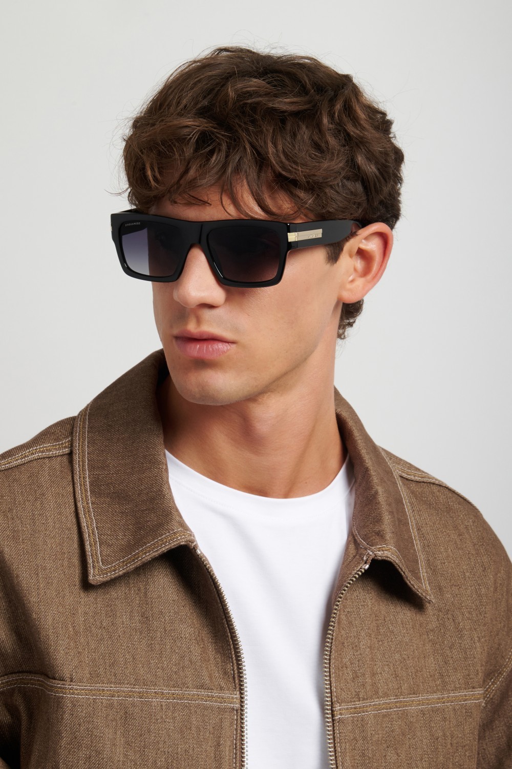 Occhiali da sole Dsquared2 D2 0198/S 208776 807 9O colore black forma quadrato lenti dark grey shaded