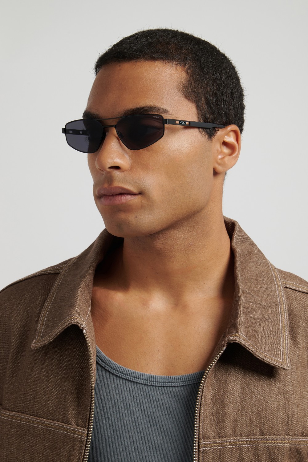 Sunglasses Hugo Hg 1414/S 208800 003 IR color matte black shape rectangle lenses grey