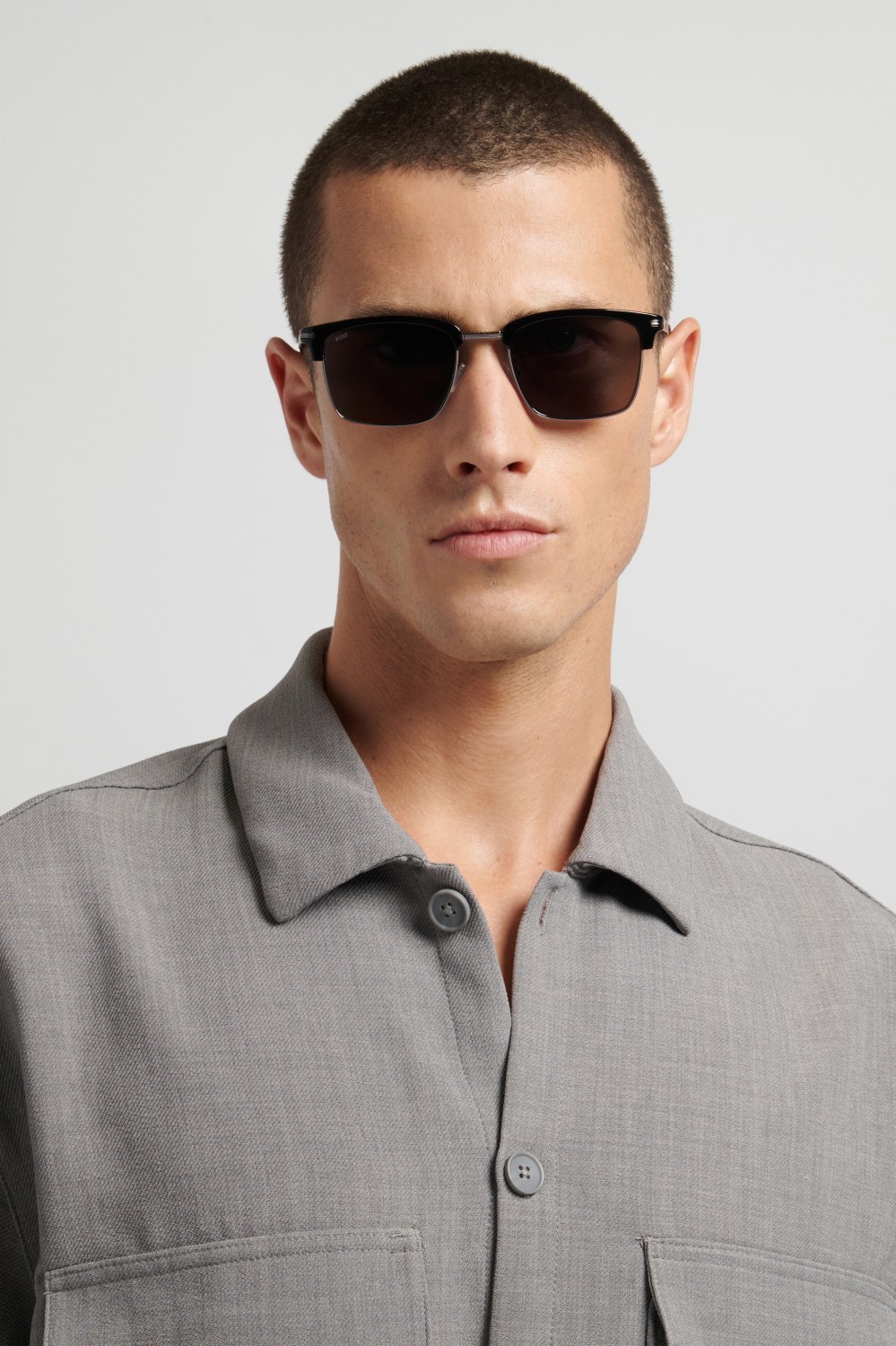 Occhiali da sole Hugo Boss 1888/G 208839 ANS IR colore black dark ruthenium forma rettangolare lenti grey