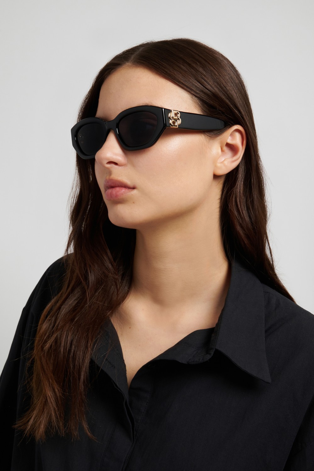 Occhiali da sole Hugo Boss 1937/S 208852 807 IR colore black forma cat eye lenti grey