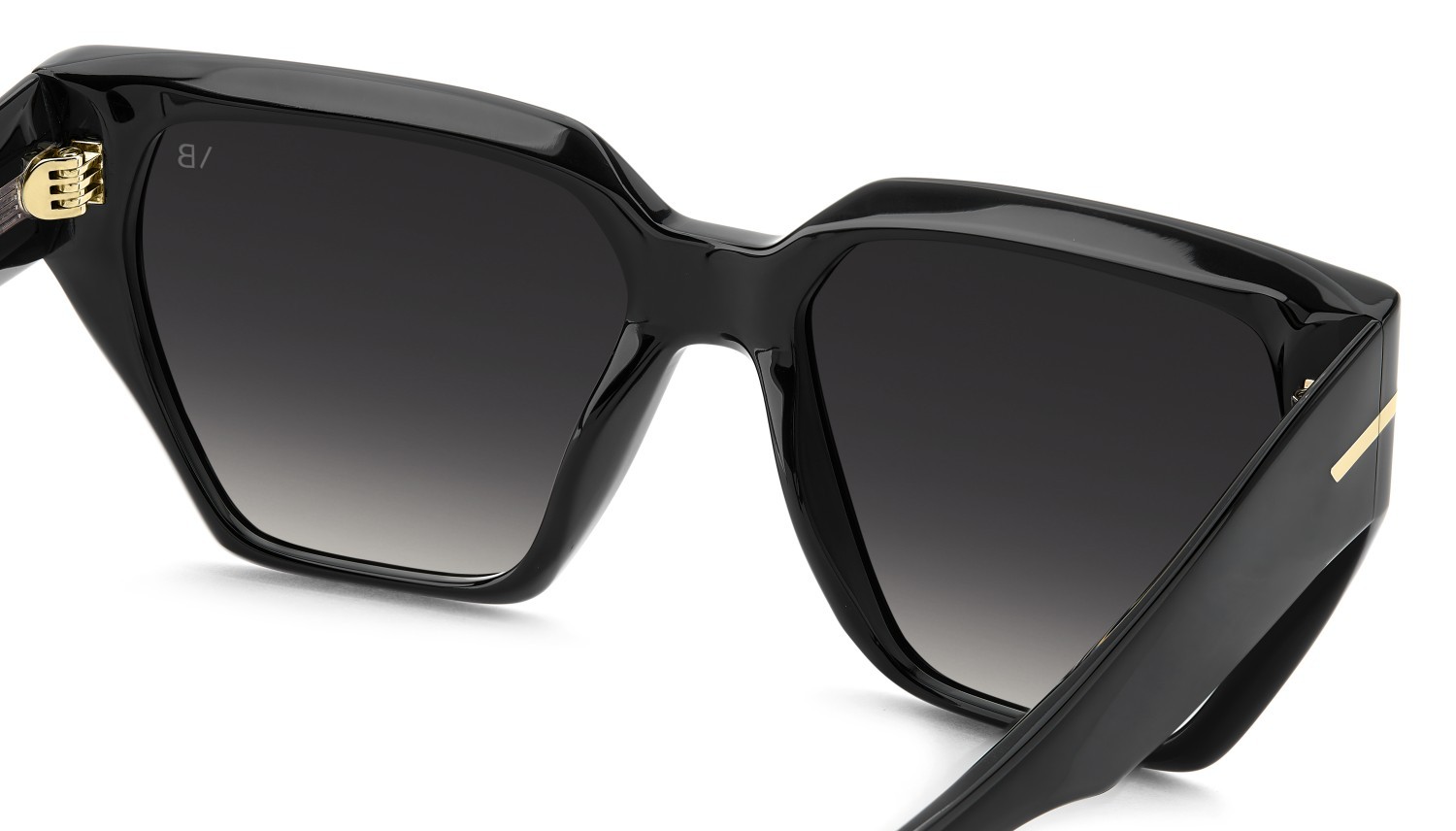 Sunglasses Victoria Beckham Vb 7002/S 208885 807 9O color black shape square lenses dark grey shaded