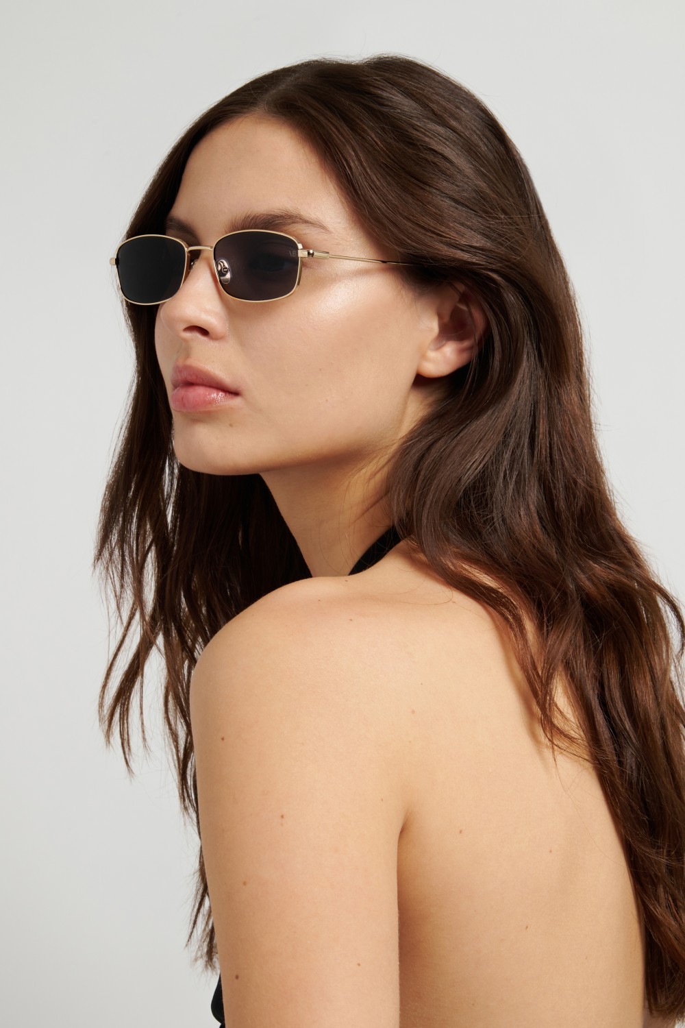 Sunglasses Victoria Beckham Vb 1001/S 208890 RHL IR color gold black 2 shape rectangle lenses grey