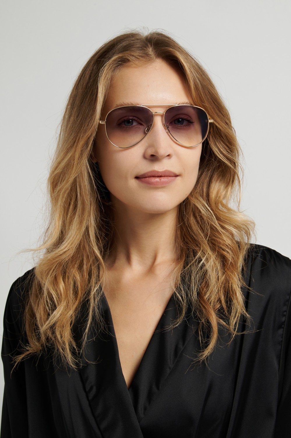 Sunglasses Victoria Beckham Vb 1008/S 209007 J5G VM color gold shape aviator lenses blue shaded blue filter antireflex
