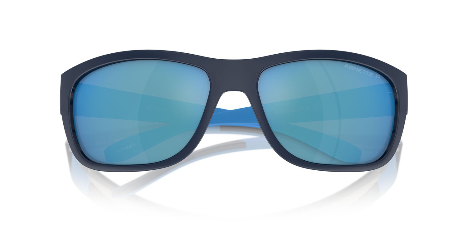 Occhiali da sole Arnette Floresta AN 4337 (275422) colore dark blue/lt blue matte/shiny forma quadrato lenti polarizzata grigio scuro specchiato blu marino