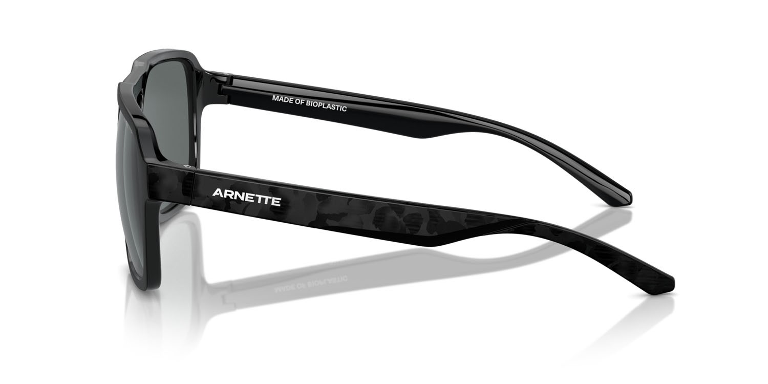 Occhiali da sole Arnette Keia AN 4339 (290081) colore recycled black matte/shiny forma aviator lenti polarizzata grigio scuro