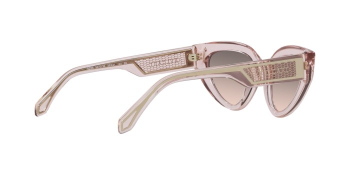 Sonnenbrillen Bulgari BV 8256 (54703B) farbe rosa trasparente form cat-eye gläser rosa sfumato grigio