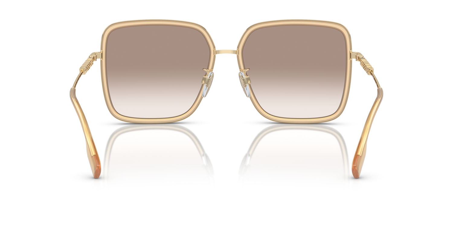 Occhiali da sole Burberry Dionne BE 3145D (134913) colore beige opalino forma quadrato lenti marrone sfumato