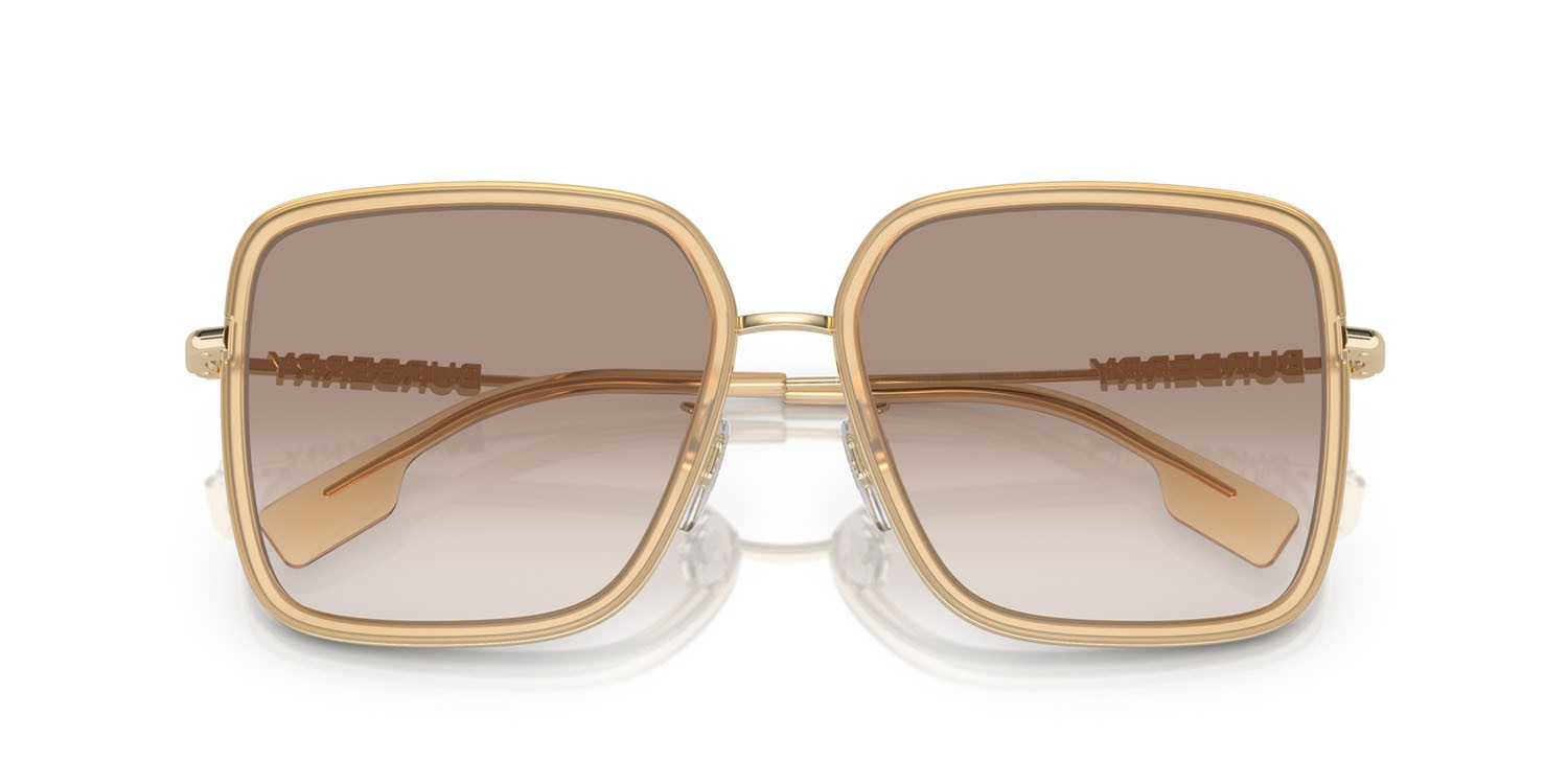 Occhiali da sole Burberry Dionne BE 3145D (134913) colore beige opalino forma quadrato lenti marrone sfumato