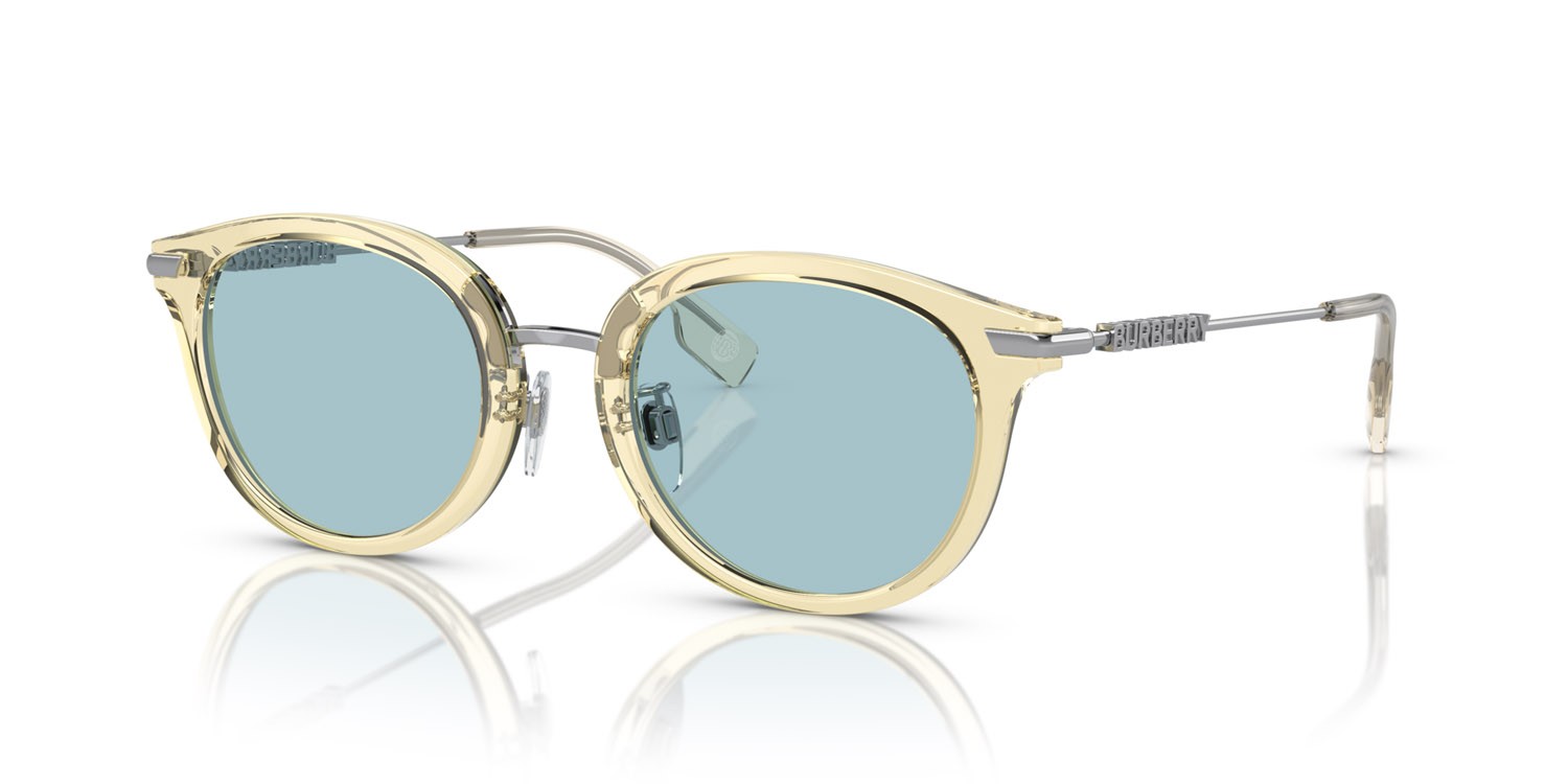 Occhiali da sole Burberry Kelsey BE 4398D (407380) colore giallo forma pantos lenti azzurro chiaro