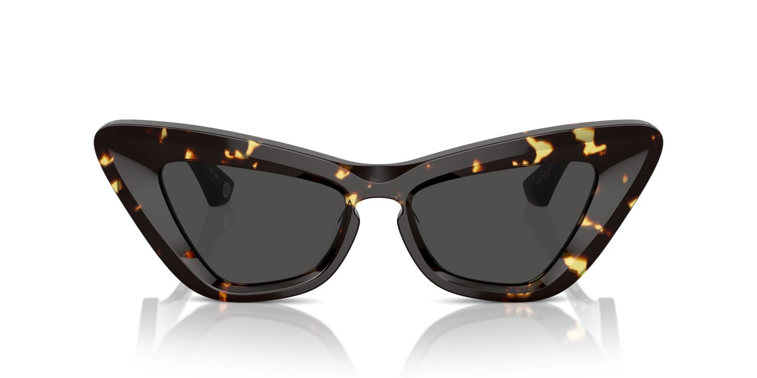 Occhiali da sole Burberry BE 4421U (410687) colore havana scuro forma cat eye lenti grigio scuro