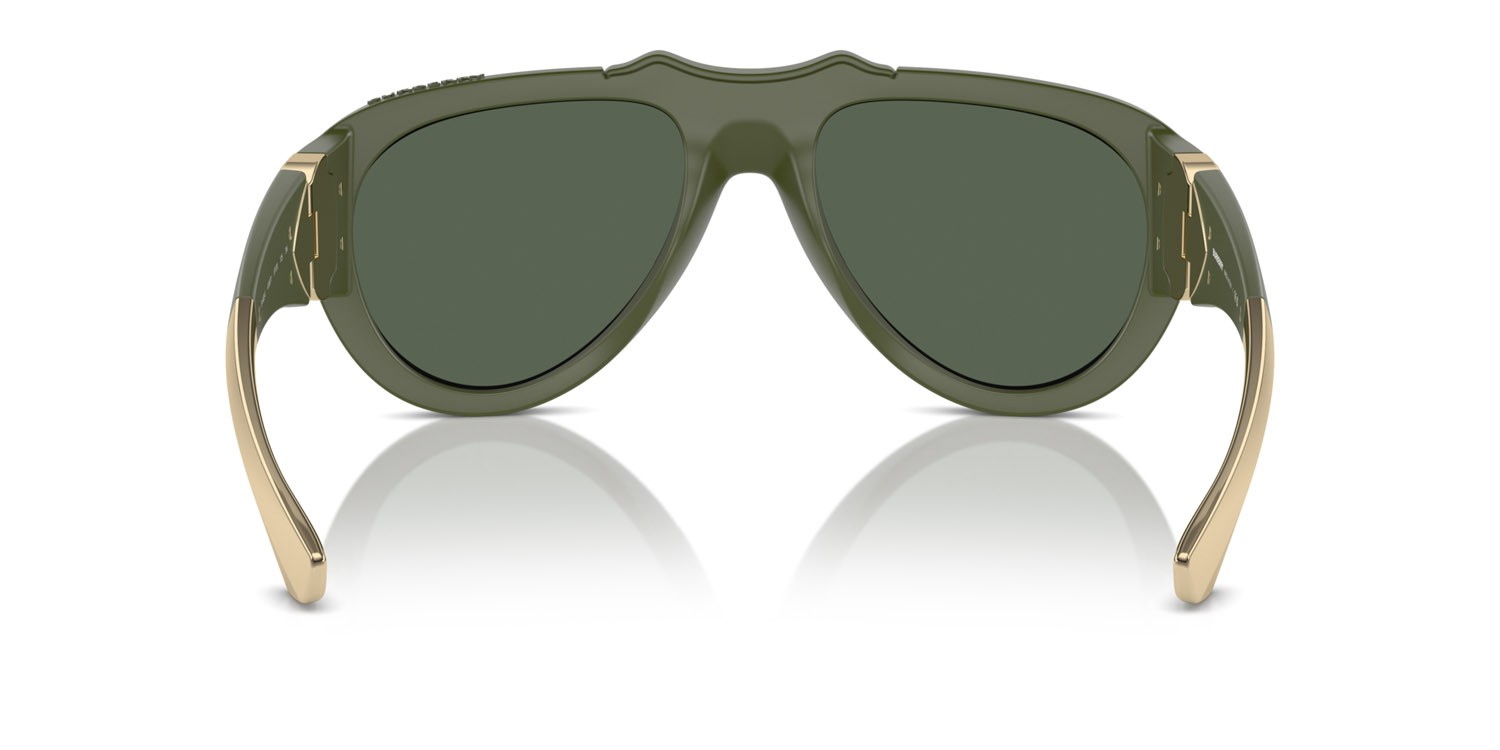 Sunglasses Burberry BE 4433U (413871) color verde effetto gommato shape aviator lenses verde scuro