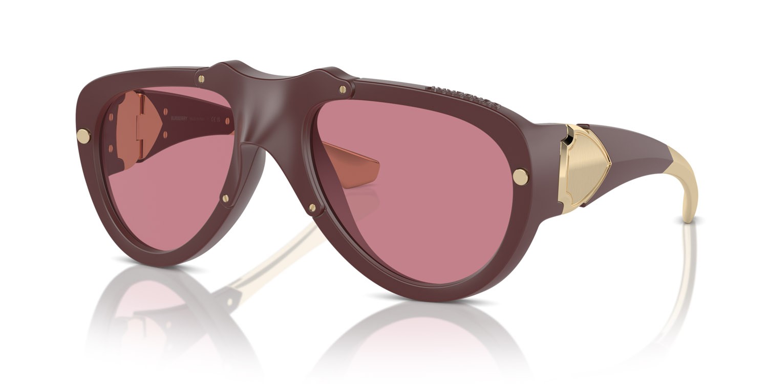 Occhiali da sole Burberry BE 4433U (414075) colore borgogna effetto gommato forma aviator lenti violetto scuro