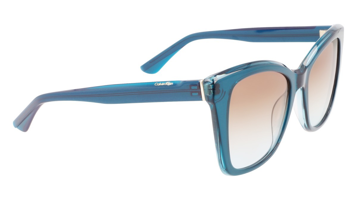 Sonnenbrillen Calvin Klein CK22530S (432) farbe petrol form schmetterling gläser brown - blue gradient