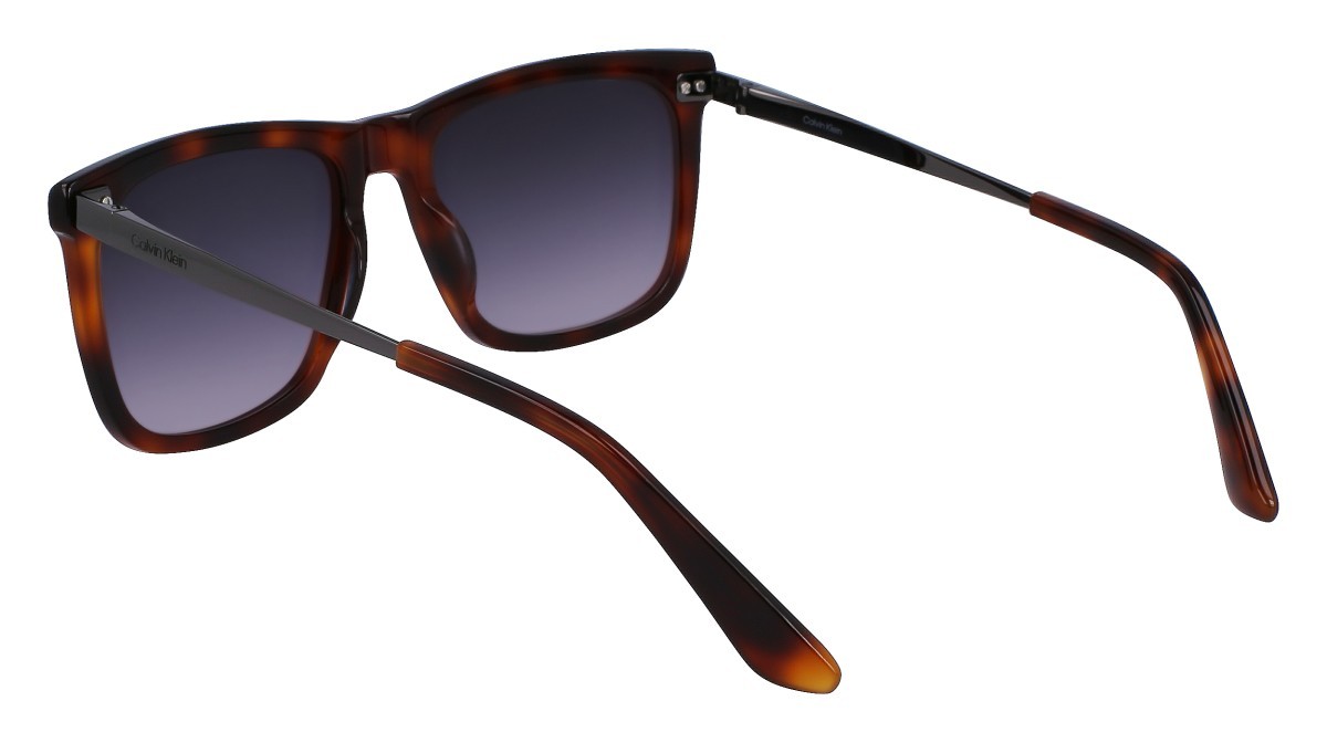 Sonnenbrillen Calvin Klein CK22536S (220) farbe brown havana form rechteckig gläser gradient khaki