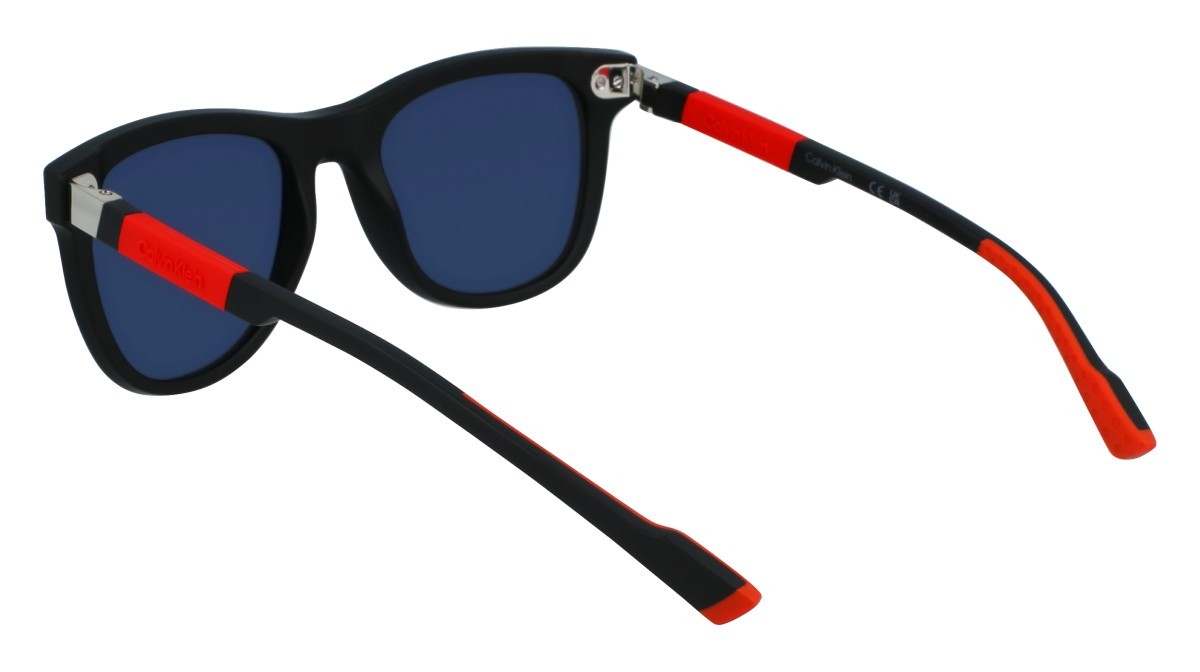 Sonnenbrillen Calvin Klein CK23507S (002) farbe matte black form rechteckig gläser solid blue