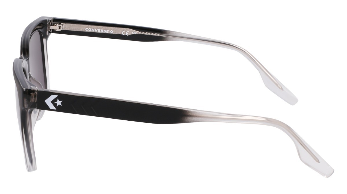 Sonnenbrillen Converse CV559S N ADVANCE II (009) farbe black/crystal gradient form quadratisch gläser solid smoke