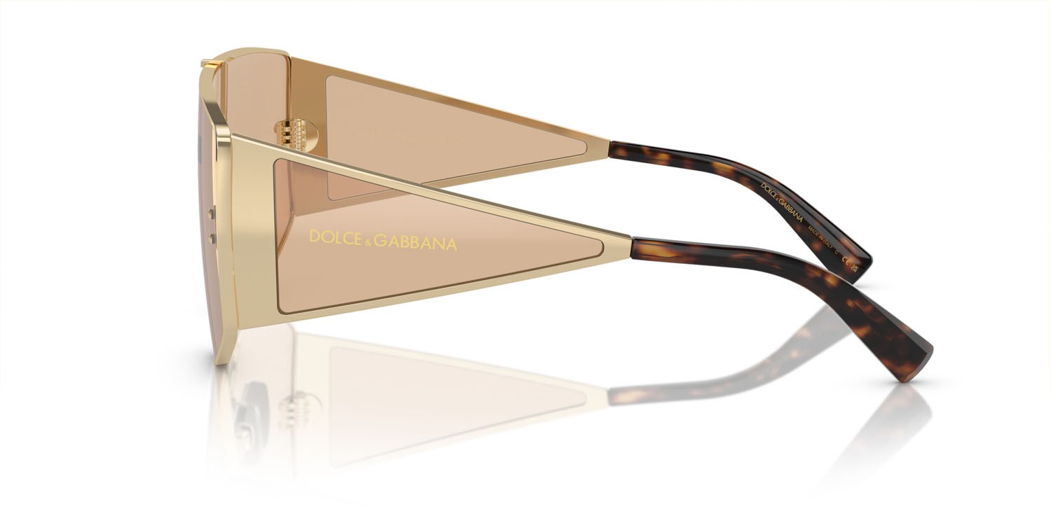 Occhiali da sole Dolce & Gabbana DG 2305 (13655A) colore oro chiaro forma rettangolare lenti marrone chiaro a specchio/flash oro