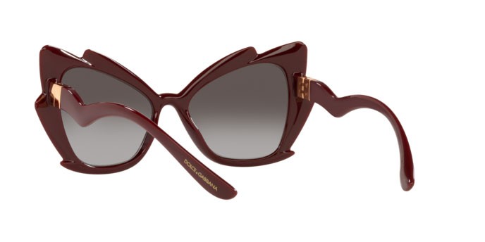 Sonnenbrillen Dolce & Gabbana DG 6166 (32858G) farbe bordeaux form cat-eye gläser light grey gradient black