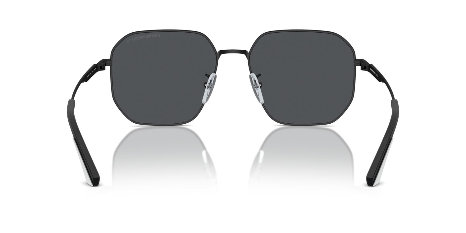 Occhiali da sole Emporio Armani EA 2154D (300187) colore nero opaco forma aviator lenti grigio scuro