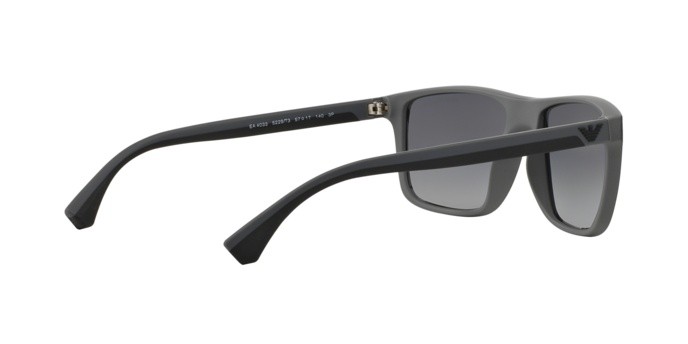 Occhiali da sole Emporio Armani EA 4033 (5229T3) colore black/grey rubber forma quadrato lenti polar grey gradient