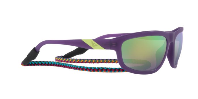 Sonnenbrillen Emporio Armani EA 4183U (51283R) farbe matte opaline purple form quadratisch gläser grey mirror green