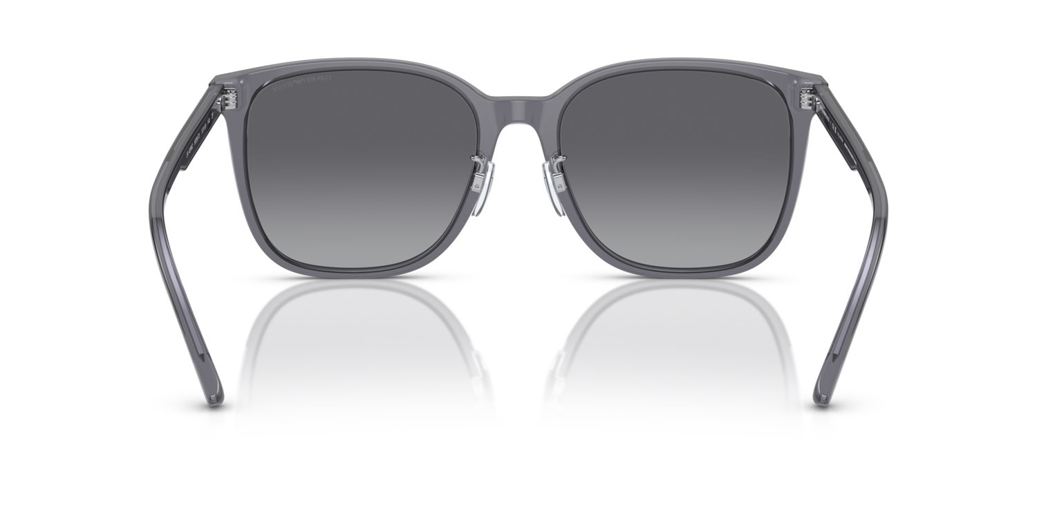 Occhiali da sole Emporio Armani EA 4206D (5029T3) colore grigio trasparente lucido forma quadrato lenti polar grigia sfumata