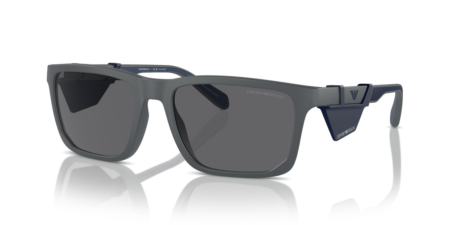 Occhiali da sole Emporio Armani EA 4219 (610387) colore grigio scuro opaco forma rettangolare lenti polar grigia