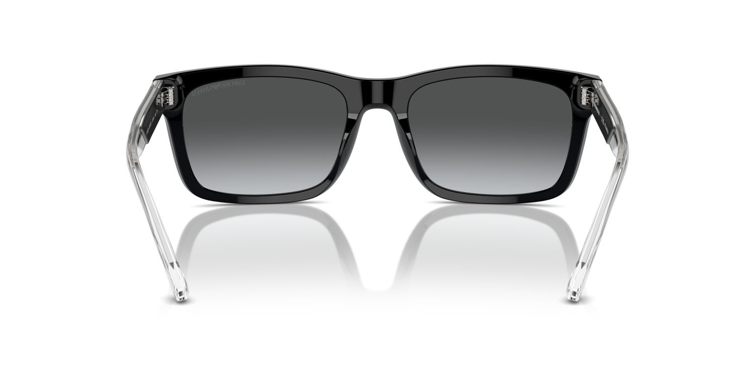 Occhiali da sole Emporio Armani EA 4224 (5017T3) colore nero lucido forma rettangolare lenti polar grigio scuro