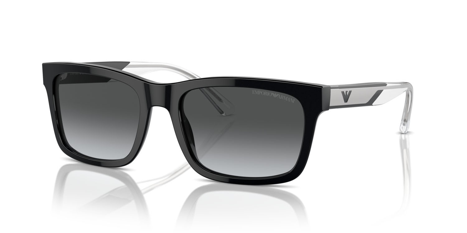 Occhiali da sole Emporio Armani EA 4224 (5017T3) colore nero lucido forma rettangolare lenti polar grigio scuro