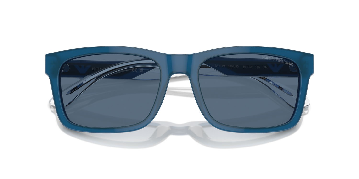 Occhiali da sole Emporio Armani EA 4224 (609280) colore blu opalino brillante forma rettangolare lenti blu scuro