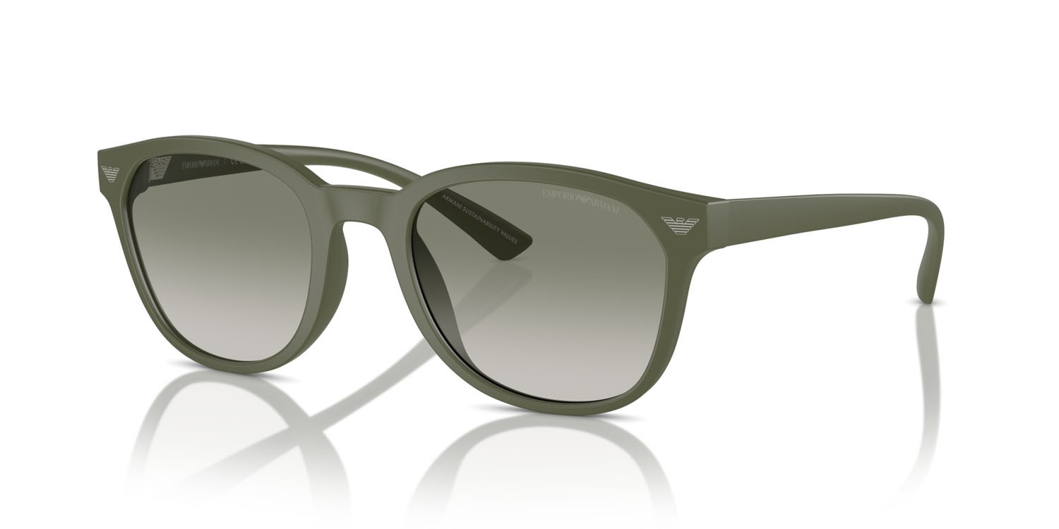 Occhiali da sole Emporio Armani EA 4225U (60998E) colore verde opaco forma pantos lenti verde sfumato