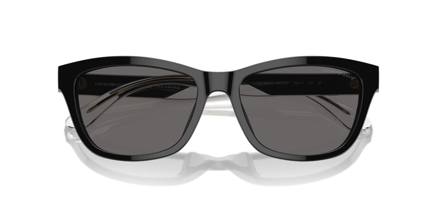 Occhiali da sole Emporio Armani EA 4227U (501787) colore nero lucido forma cat eye lenti polar grigio scuro